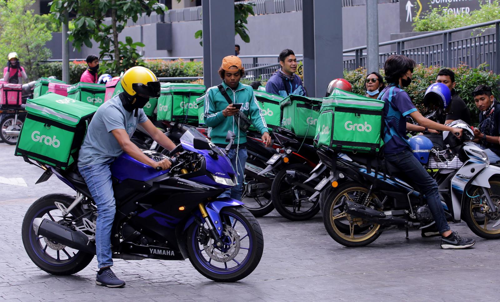 Penghantar makanan rancang mogok 24 jam esok