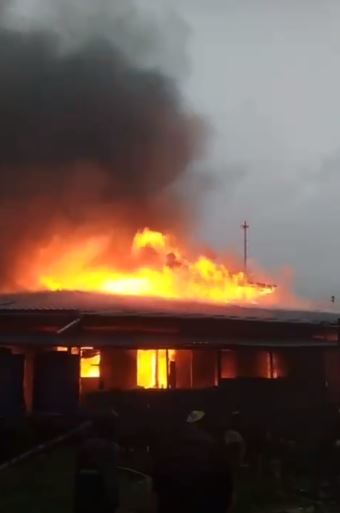 Masjid Kampung Semop di Sarawak musnah dalam kebakaran