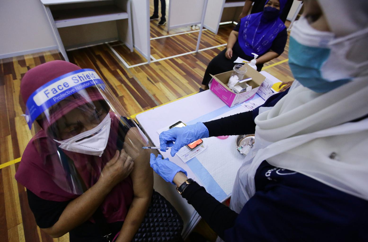 13,519 daripada 20,396 kes baharu tiada sejarah vaksinasi