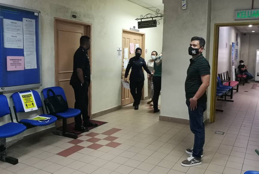Polis mengaku tidak bersalah masuk dadah dalam badan