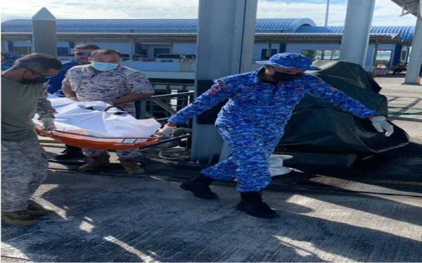 Mayat lelaki tempatan ditemukan terapung di laut