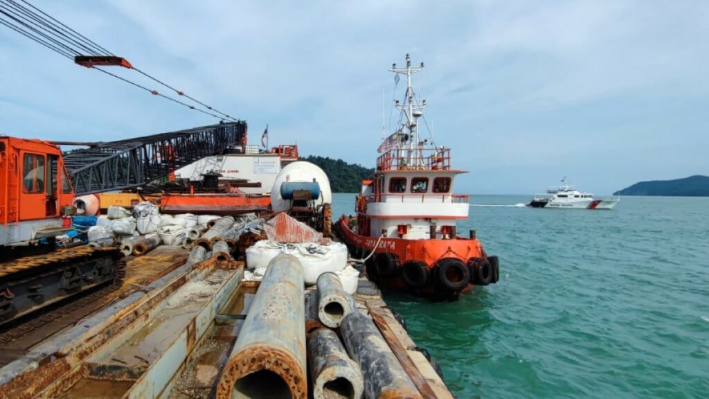 bot tunda Maritim Malaysia