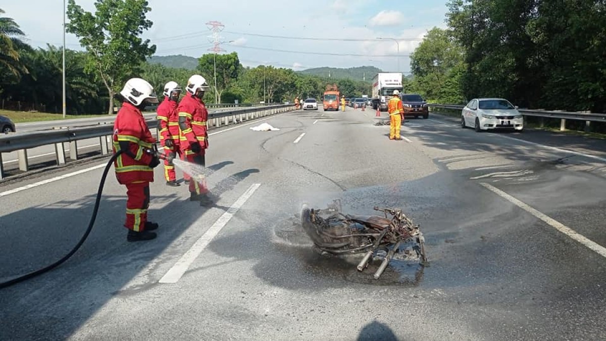 2 motosikal konvoi rentung, seorang lelaki maut