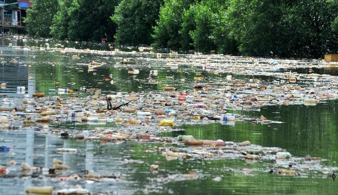 Pembuangan sampah berleluasa punca banjir di Johor Bharu - WartaRakyat