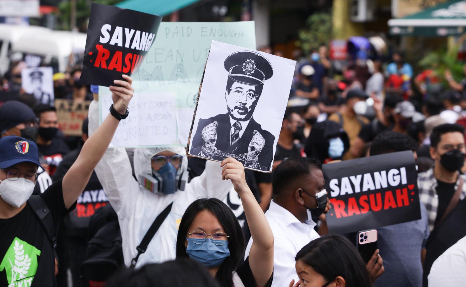 Kumpulan sivil tetap mahu Azam Baki letak jawatan