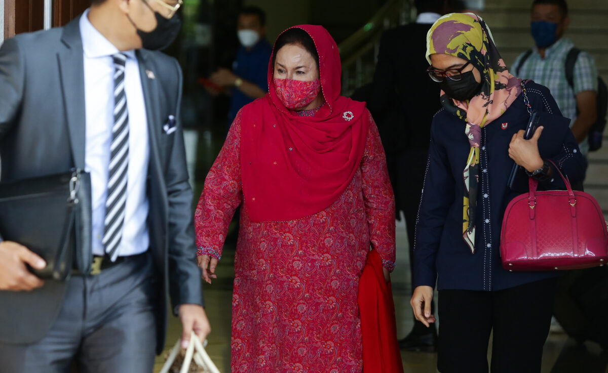 Skandal projek solar: Mahkamah benar pendakwaan fail hujah tambahan kes Rosmah