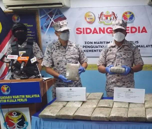 APMM gagalkan cubaan seludup ganja bernilai hampir RM150,000