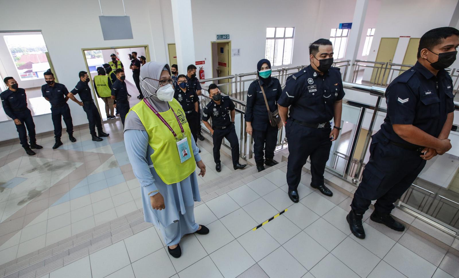 PRN Johor:Lapor polis jika ada pihak halang keluar mengundi