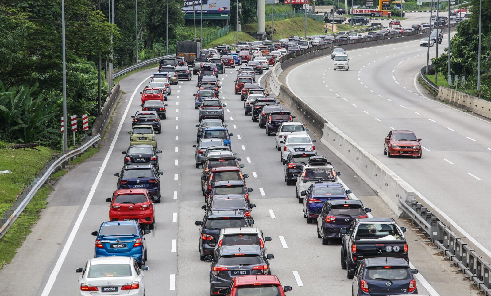 2 juta dijangka pulang mengundi, PLUS keluar jadual perjalanan