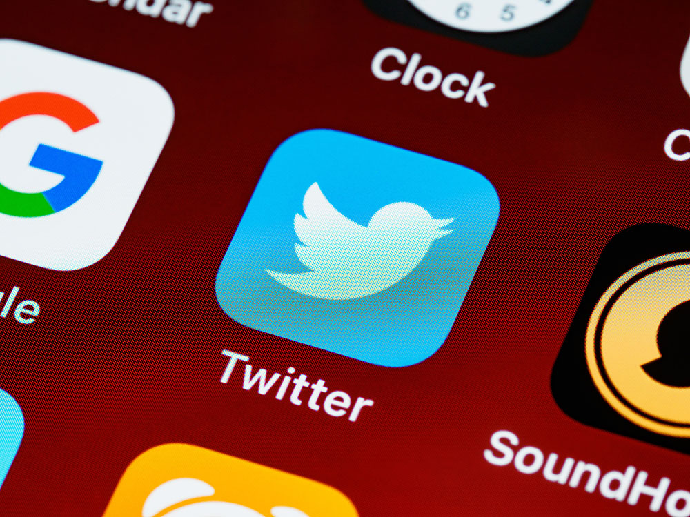 Twitter akan caj RM94 sebulan ke atas pengguna sah