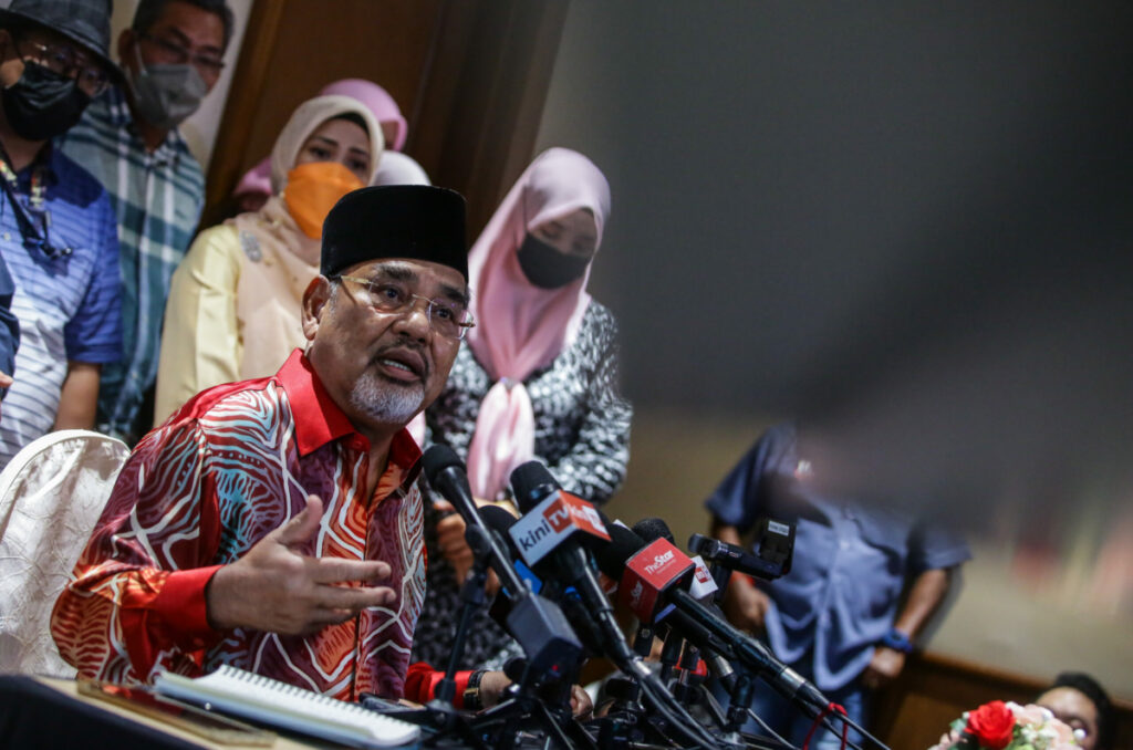 tajuddin rahman akar umbi UMNO