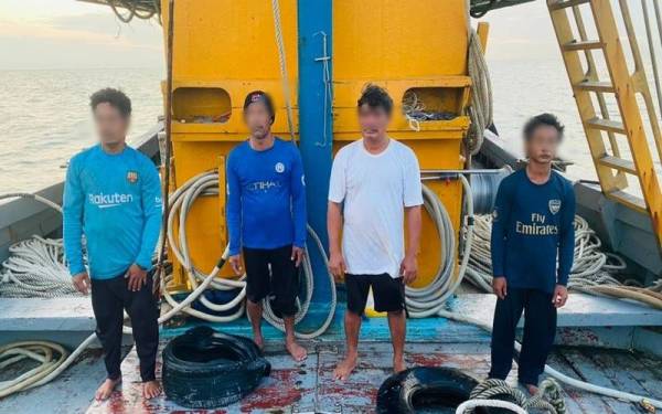Maritim tahan bot nelayan tempatan gajikan warga asing