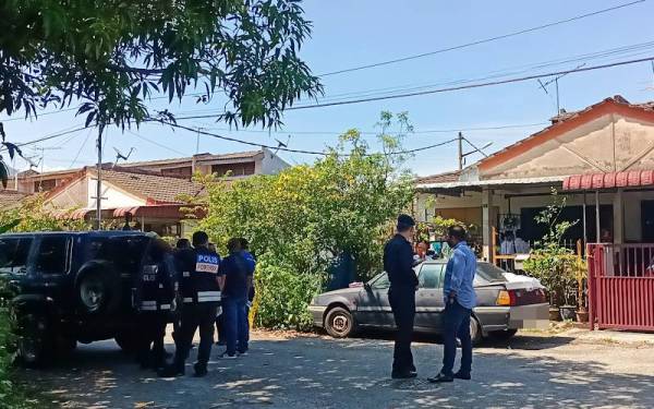 Suami isteri ditemukan mati dibunuh ahli keluarga