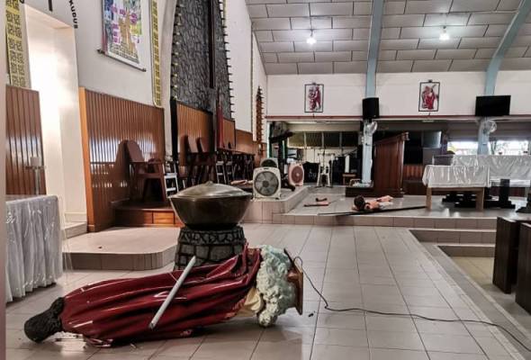 Polis tahan lelaki ceroboh, rosakkan gereja