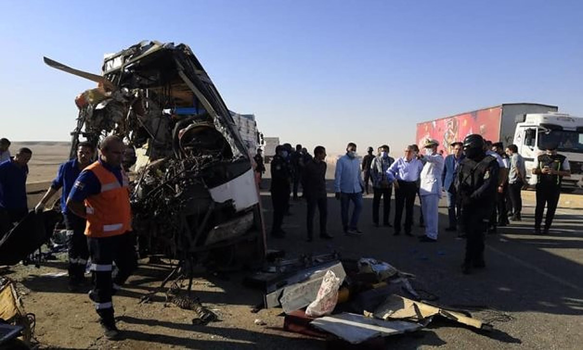 bas track accident Minya Egypt bus truck