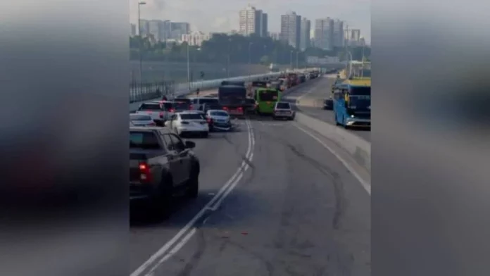 Kemalangan 12 kenderaan di Tambak Johor, pemandu lori ditahan