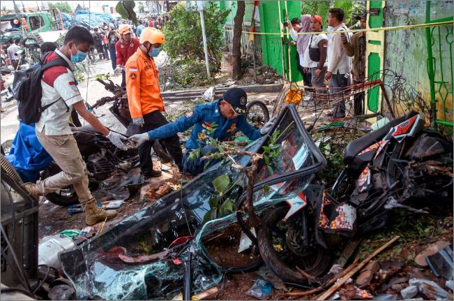 10 termasuk tujuh murid maut nahas treler, tiga lagi kenderaan