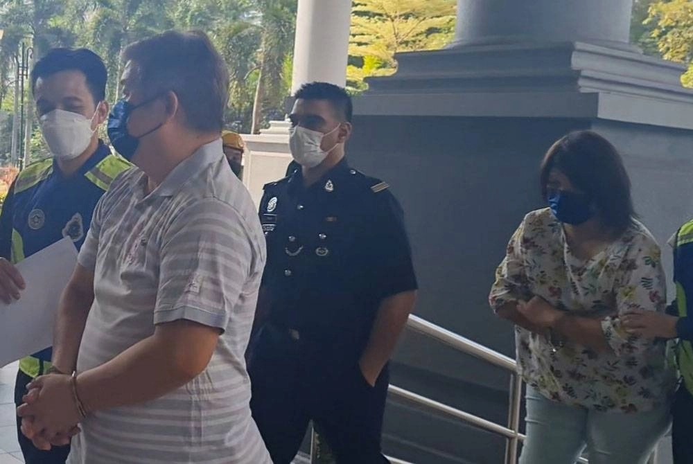 Bekas CEO, isteri mengaku tidak bersalah terima deposit RM364,000 tanpa lesen