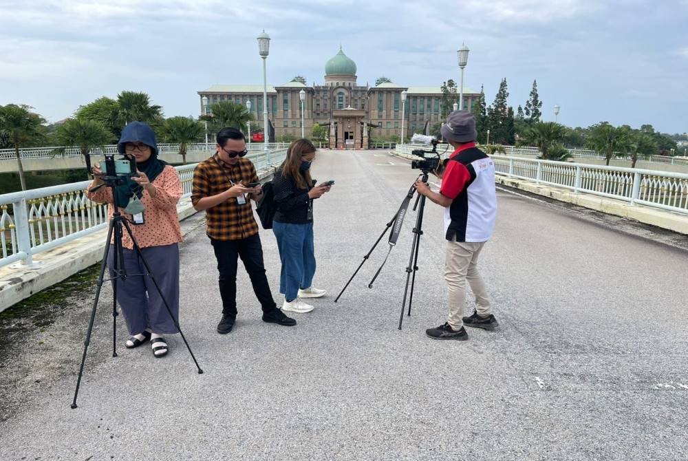 Pejabat PMO di Putrajaya kembali jadi tumpuan media