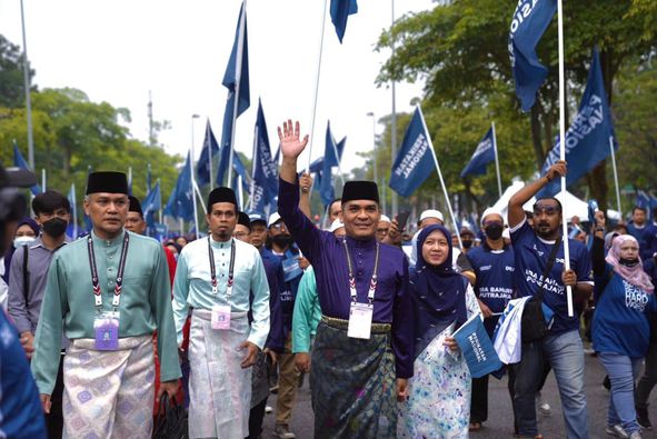 Dominasi BN di Putrajaya sejak empat PRU mampu ditamatkan – Radzi