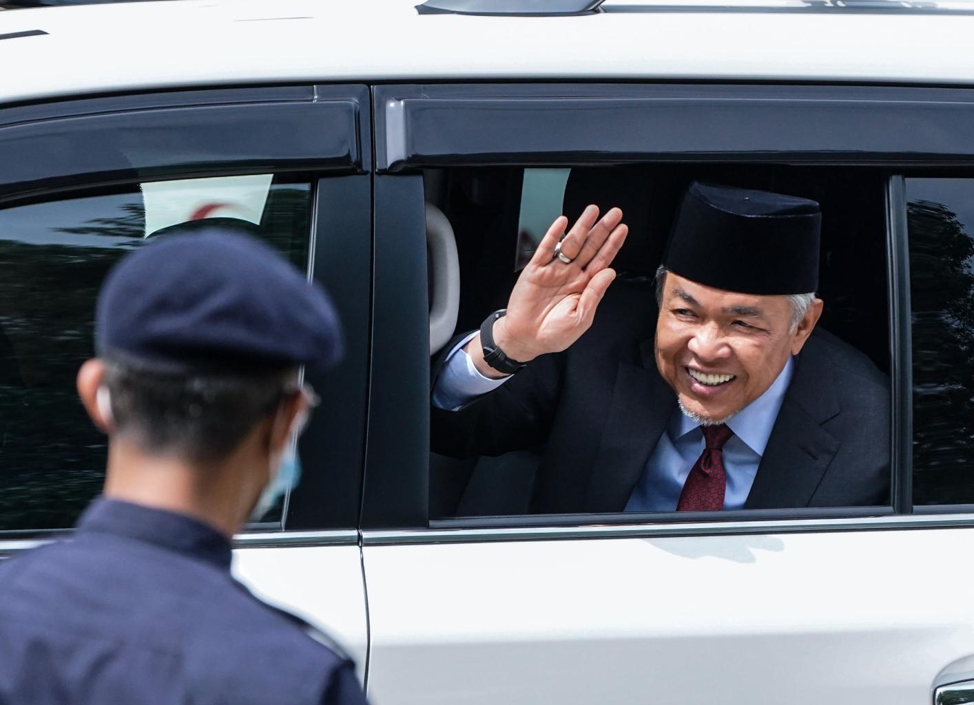 Agong titah BN sertai kerajaan perpaduan – Ahmad Zahid