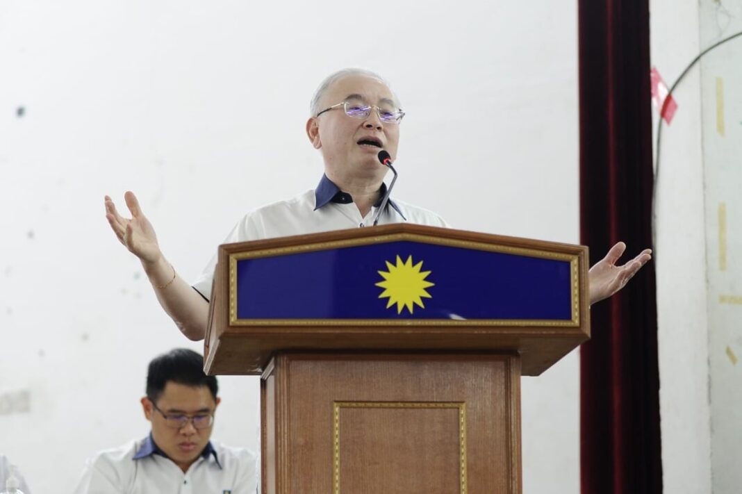 Datuk Seri Wee Ka Siong