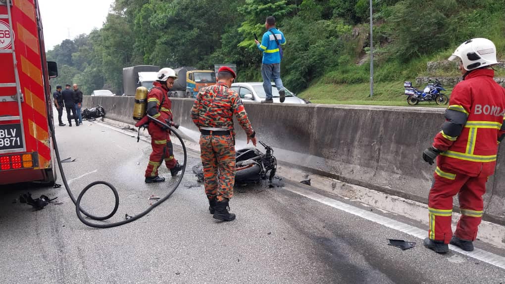 Lima superbike kemalangan, Lebuhraya KLK sesak lebih 8km