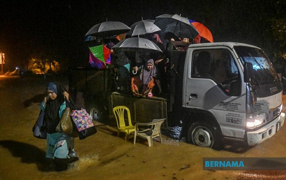 Jumlah mangsa banjir di Kelantan, Terengganu, Perak meningkat