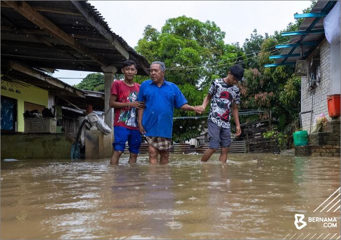 Banjir: 1,806 penduduk empat negeri termasuk Johor terjejas bencana