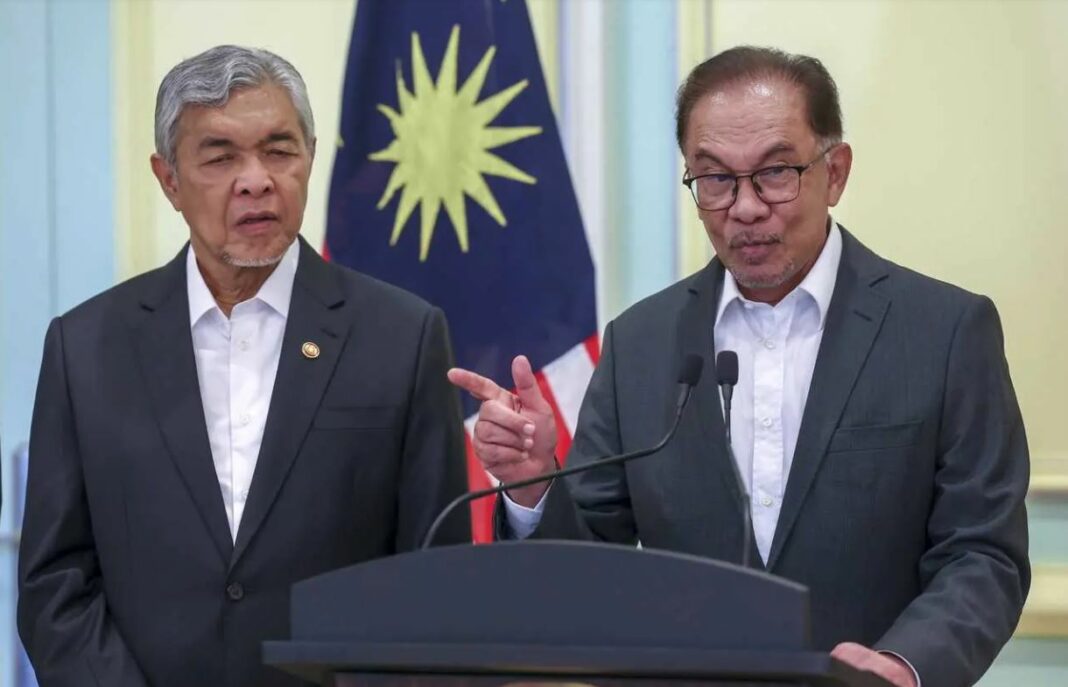 Pelantikan Anwar sebagai PM tutup tirai rencam peristiwa politik negara 2022