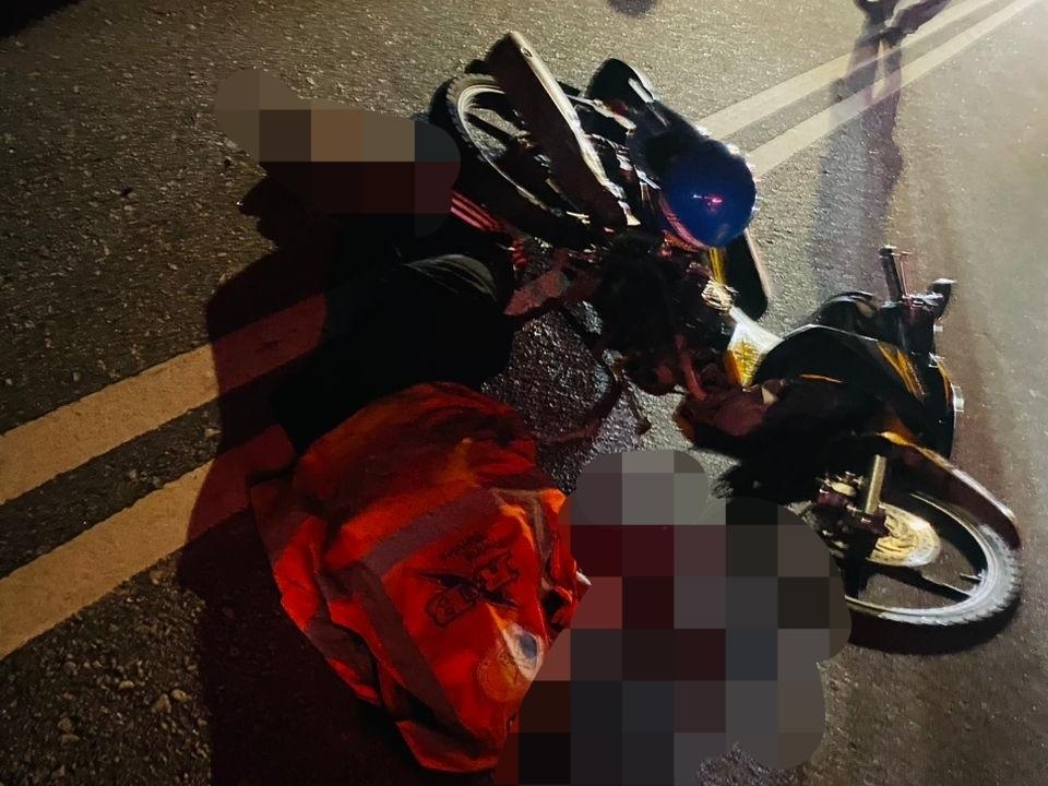 2 remaja perempuan maut motosikal bertembung kereta