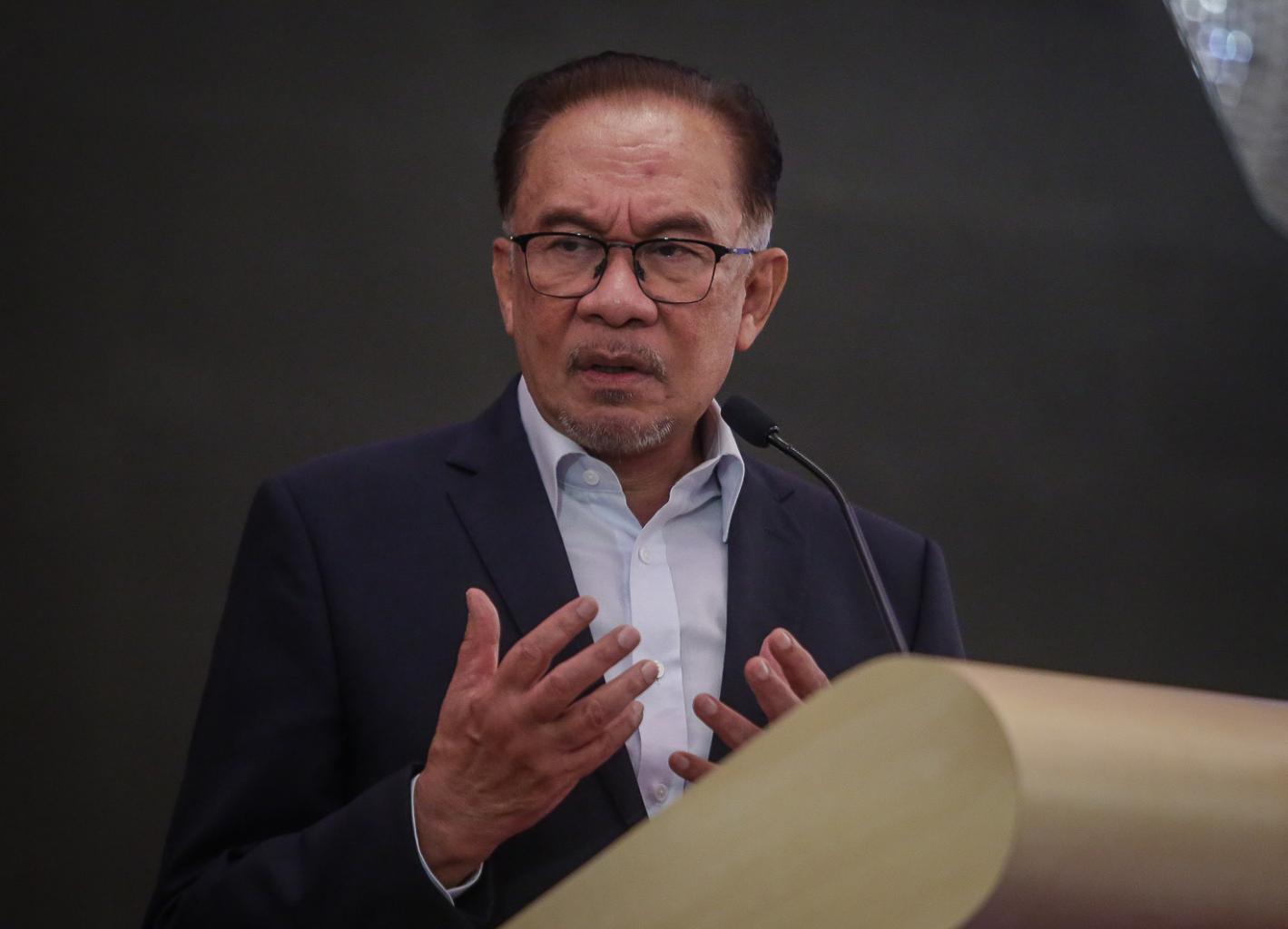 Beri masa kerajaan hapus amalan ‘sakau’ – PM Anwar