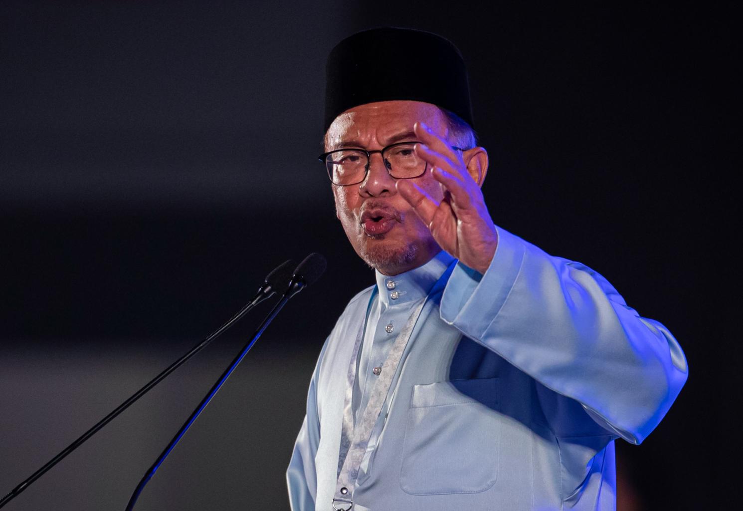 Projek PSI: Kerajaan sedia dengar keluhan, bantahan nelayan – Anwar