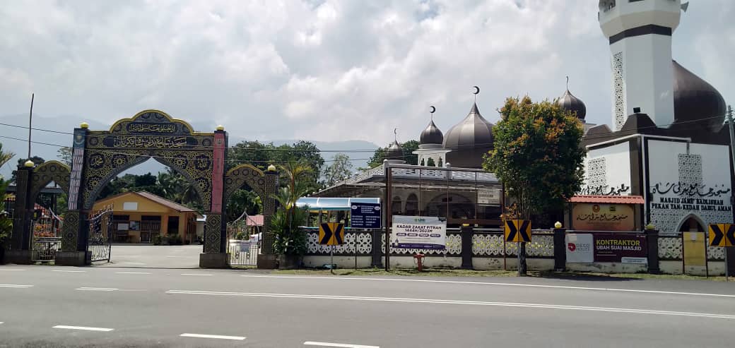 Azan Maghrib awal dua minit, masjid mohon maaf