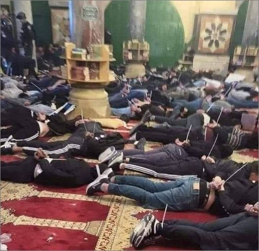 Kesucian Masjid Al-Aqsa dicemari, penduduk Palestin dipukul, kemudahan dirosakkan