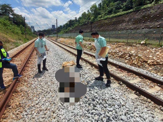 Lelaki maut digilis komuter selepas baring atas landasan